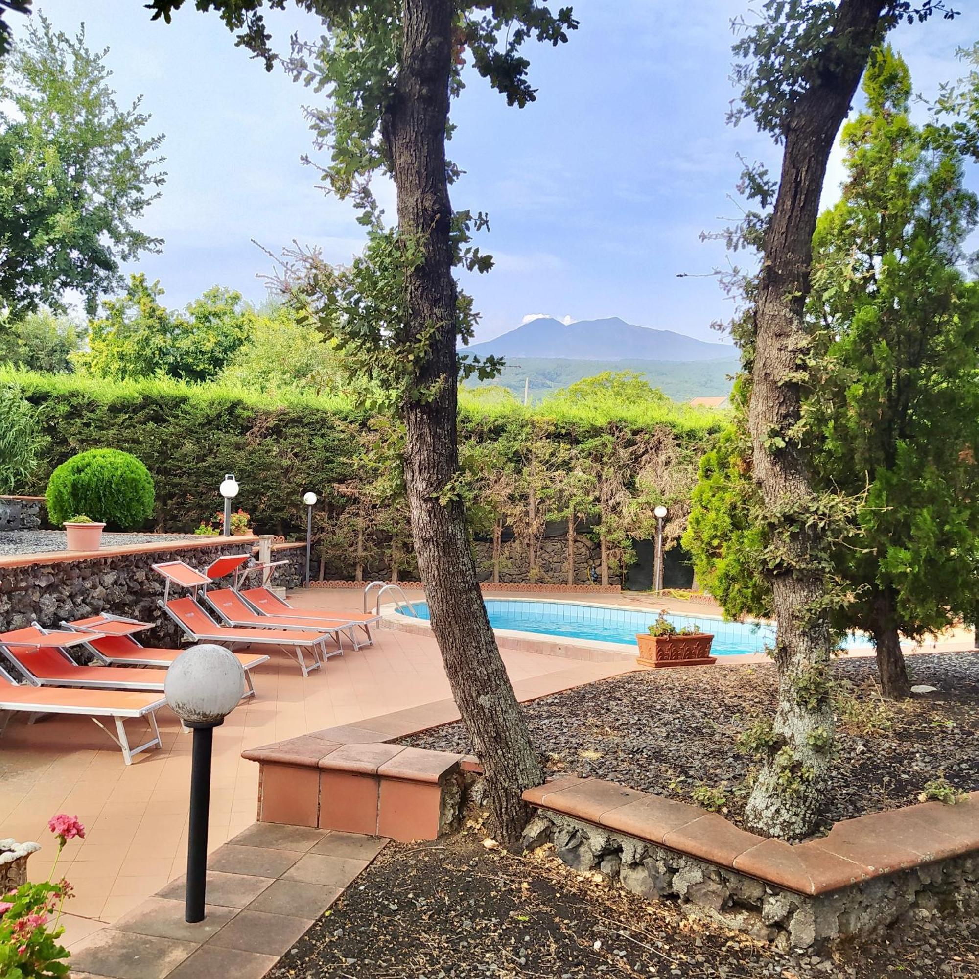 Villa Melany Casa Vacanza Пиедимонте Етнео Екстериор снимка