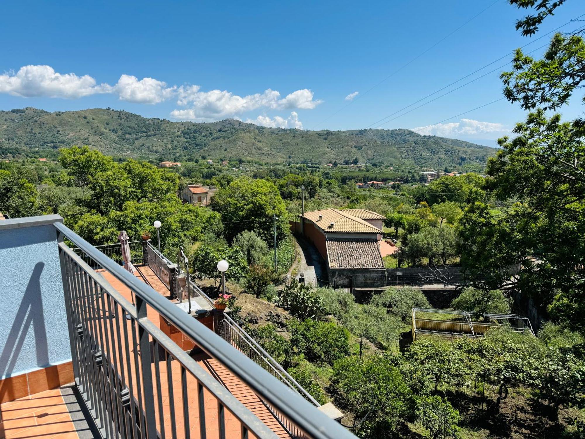 Villa Melany Casa Vacanza Пиедимонте Етнео Екстериор снимка